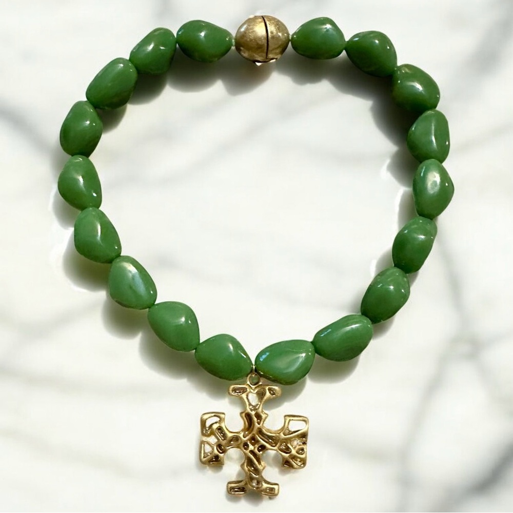 New Auth. Tory Burch Roxanne Statement Necklace; Green w/ Gold Pendant with Tag